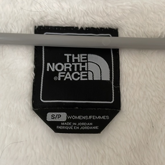 The North Face White Hooded Fuzzy Jacket / Coat - Picture 3 of 4